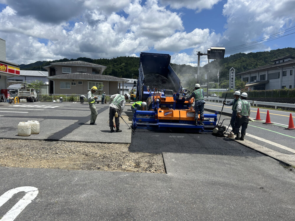 施工中